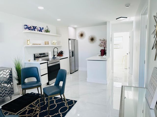 2316 Freedom Street, Hollywood, FL 33020