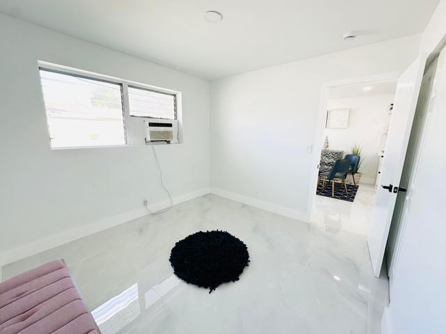 2316 Freedom Street, Hollywood, FL 33020