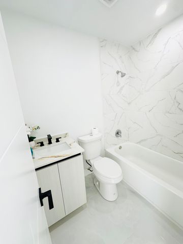 2316 Freedom Street, Hollywood, FL 33020