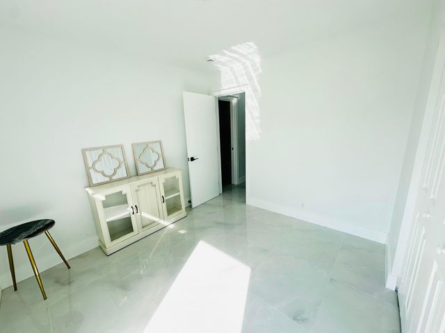 2316 Freedom Street, Hollywood, FL 33020