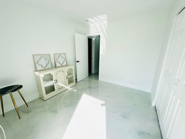 2316 Freedom Street, Hollywood, FL 33020