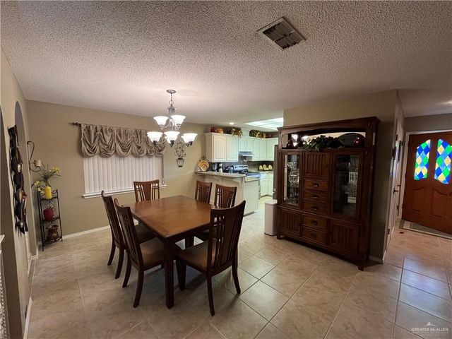 424 Rexine Drive, Alamo, TX 78516