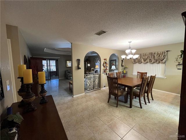 424 Rexine Drive, Alamo, TX 78516