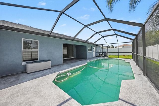 5146 NEW SAVANNAH CIRCLE, Wesley Chapel, FL 33545