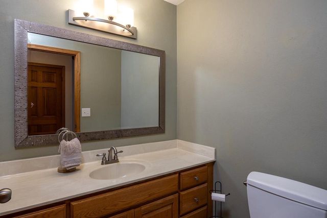 1752 HUNTERS GLEN DRIVE, Oshkosh, WI 54904