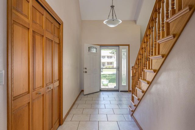 1752 HUNTERS GLEN DRIVE, Oshkosh, WI 54904