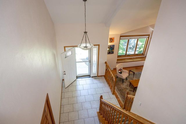 1752 HUNTERS GLEN DRIVE, Oshkosh, WI 54904