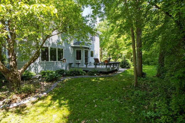 1752 HUNTERS GLEN DRIVE, Oshkosh, WI 54904