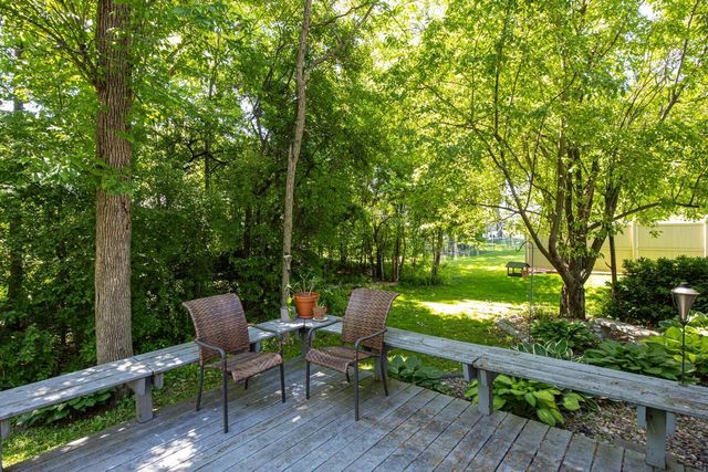 1752 HUNTERS GLEN DRIVE, Oshkosh, WI 54904