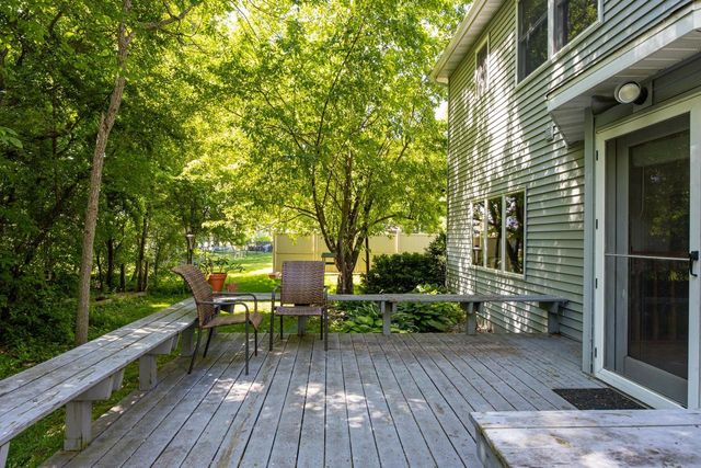 1752 HUNTERS GLEN DRIVE, Oshkosh, WI 54904