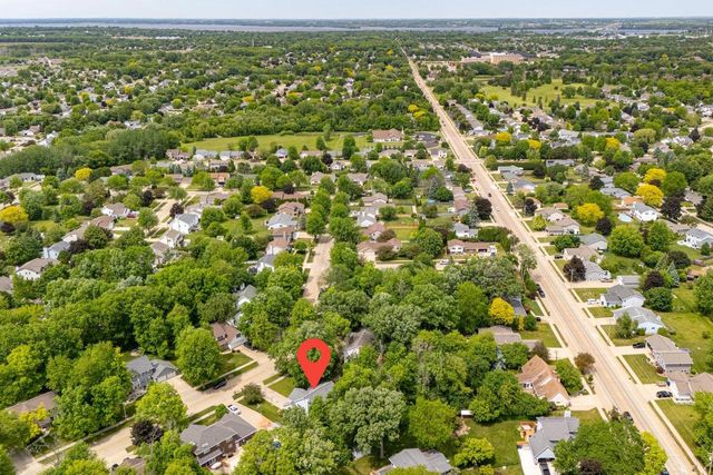 1752 HUNTERS GLEN DRIVE, Oshkosh, WI 54904