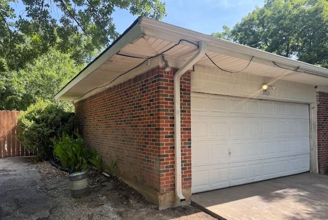 3703 Pecan Park Drive, Weatherford, TX 76087