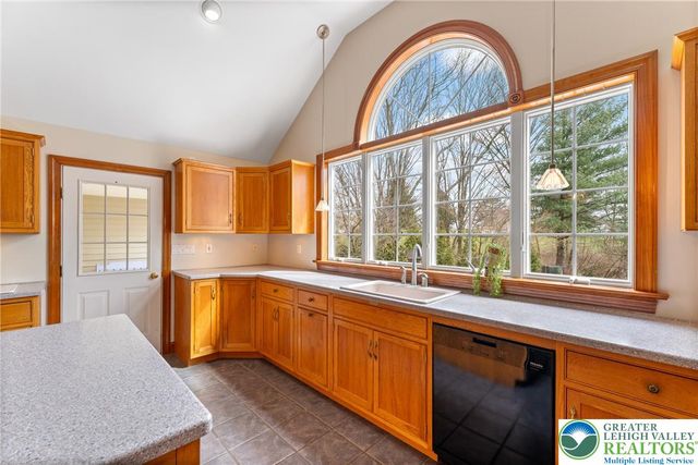 40 Christman Road, Maxatawny Twp, PA 19530