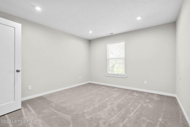 367 Birchwood Dr, Shepherdsville, KY 40165