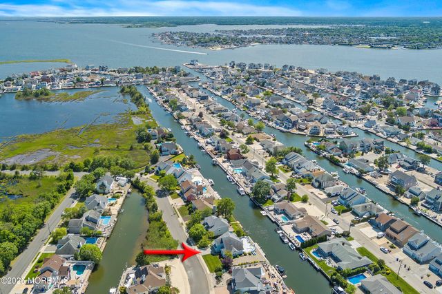 20 Meadow Point Drive, Brick, NJ 08723
