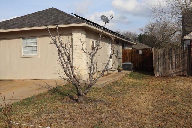 7003 Apperson ST, Del Valle, TX 78617