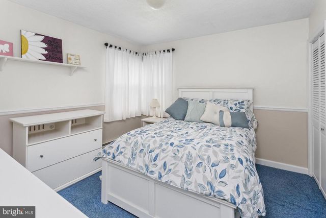 111 POPE AVE, Hamilton, NJ 08619