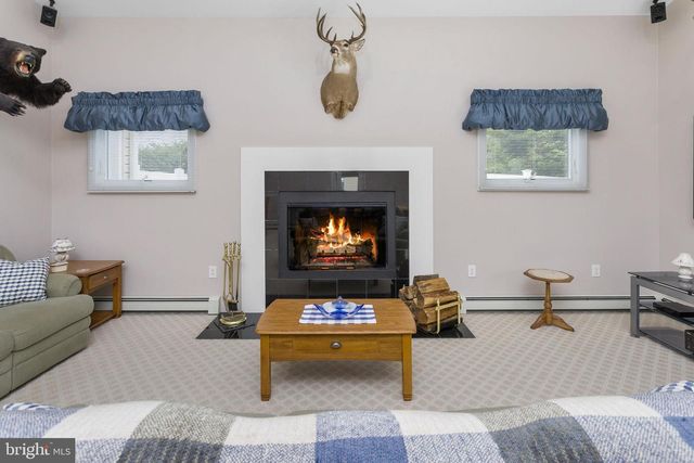 111 POPE AVE, Hamilton, NJ 08619