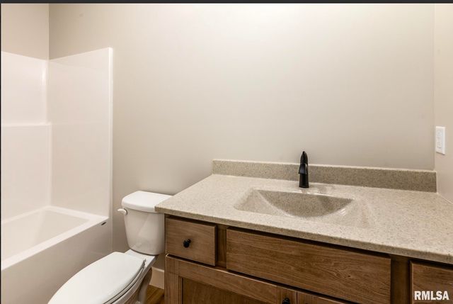 207 S Rowatt Street, Cambria, IL 62915