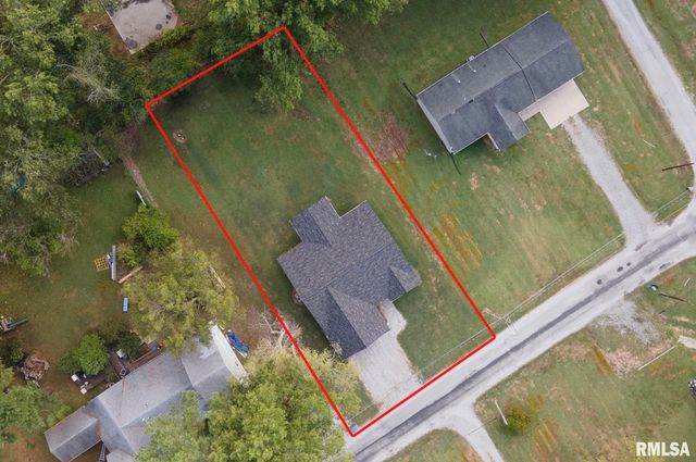 207 S Rowatt Street, Cambria, IL 62915