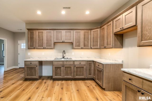 207 S Rowatt Street, Cambria, IL 62915