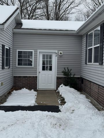 48 Sagebrush Drive, Rochester, NH 03867