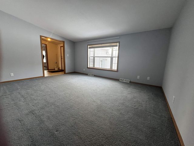 48 Sagebrush Drive, Rochester, NH 03867