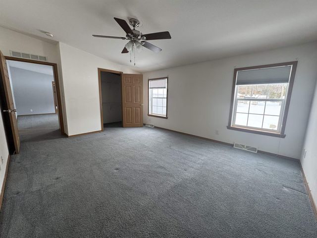 48 Sagebrush Drive, Rochester, NH 03867