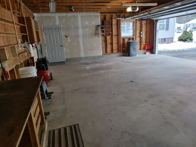 48 Sagebrush Drive, Rochester, NH 03867