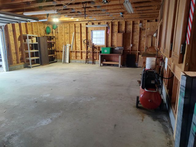 48 Sagebrush Drive, Rochester, NH 03867