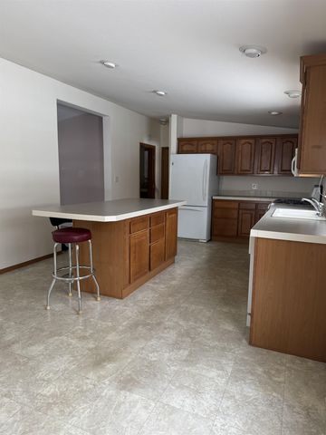 48 Sagebrush Drive, Rochester, NH 03867