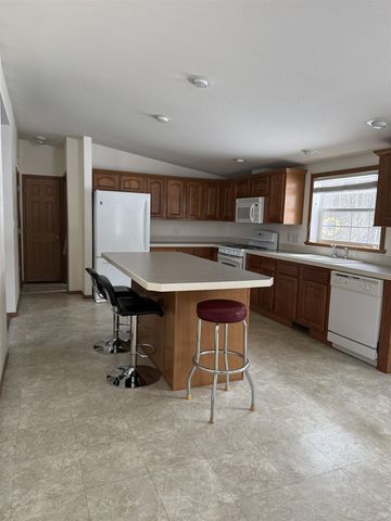 48 Sagebrush Drive, Rochester, NH 03867