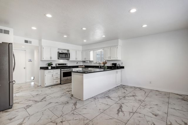 5129 La Bajada Road NW, Albuquerque, NM 87105