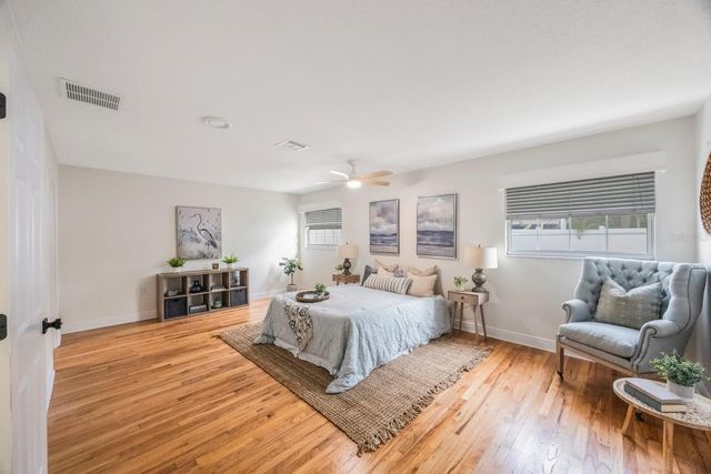 5020 15TH AVENUE N, St Petersburg, FL 33710