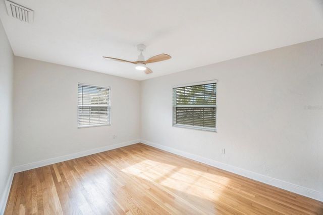 5020 15TH AVENUE N, St Petersburg, FL 33710