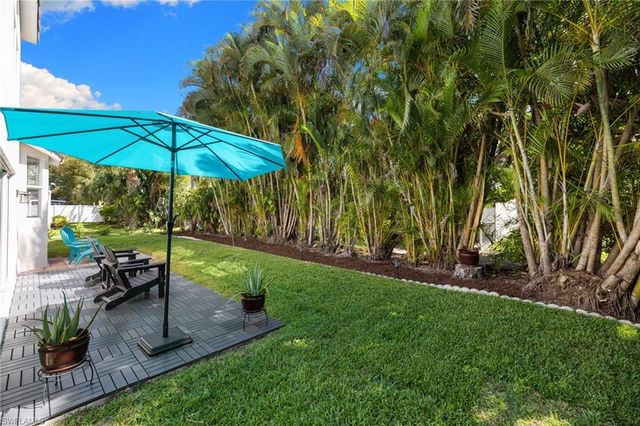 12240 Eagle Pointe CIR, Fort Myers, FL 33913