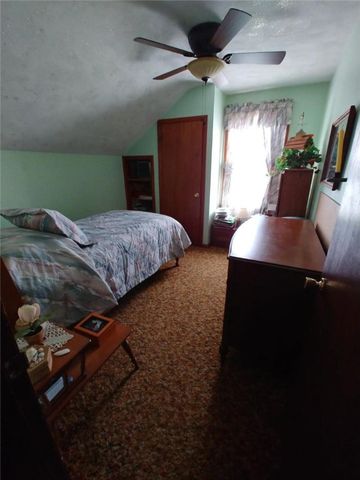 117 Farnum Pike, Smithfield, RI 02917