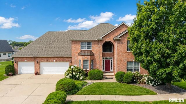 1801 WINGED FOOT Drive, Pekin, IL 61554