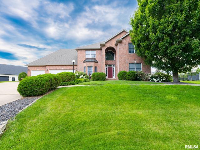 1801 WINGED FOOT Drive, Pekin, IL 61554