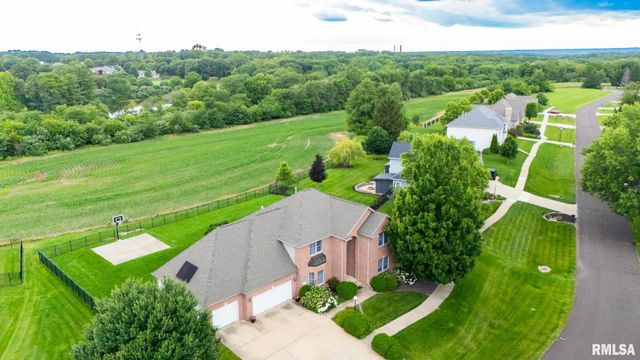 1801 WINGED FOOT Drive, Pekin, IL 61554