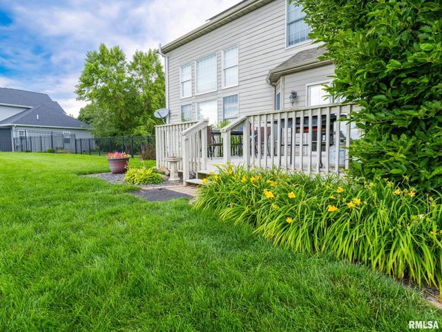 1801 WINGED FOOT Drive, Pekin, IL 61554