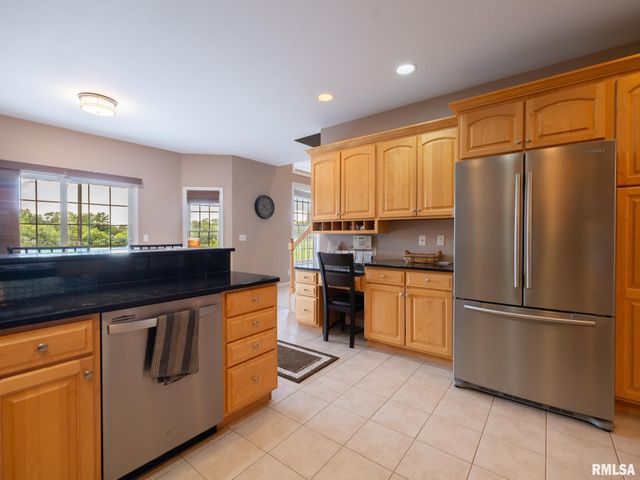 1801 WINGED FOOT Drive, Pekin, IL 61554
