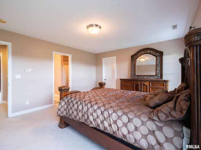 1801 WINGED FOOT Drive, Pekin, IL 61554