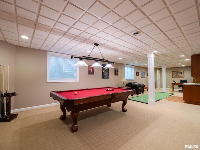 1801 WINGED FOOT Drive, Pekin, IL 61554