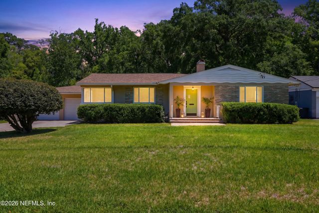 4239 PEACHTREE Circle E, Jacksonville, FL 32207