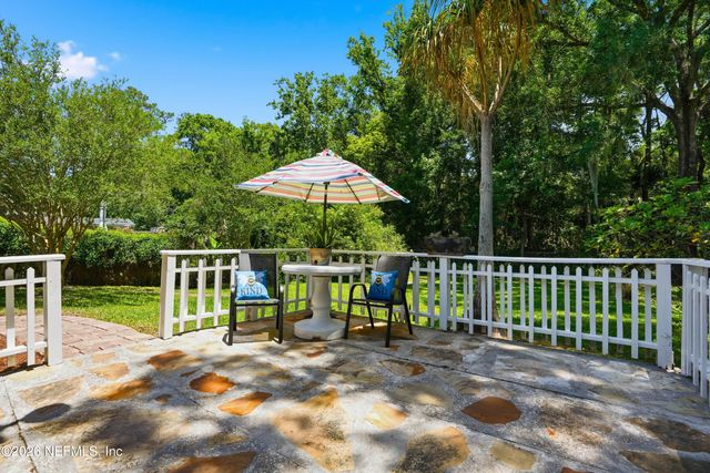 4239 PEACHTREE Circle E, Jacksonville, FL 32207