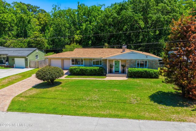 4239 PEACHTREE Circle E, Jacksonville, FL 32207