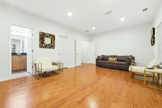 3976 Old Atlanta Station Court 8, Atlanta, GA 30339