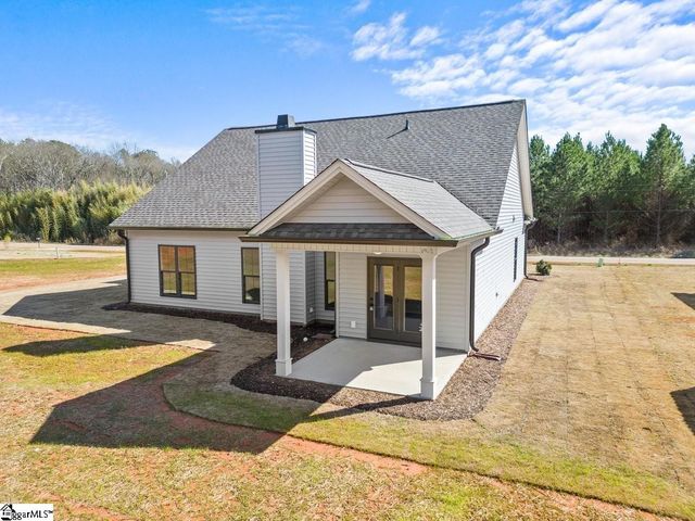 206 Palmetto Farms Way, Pelzer, SC 29669