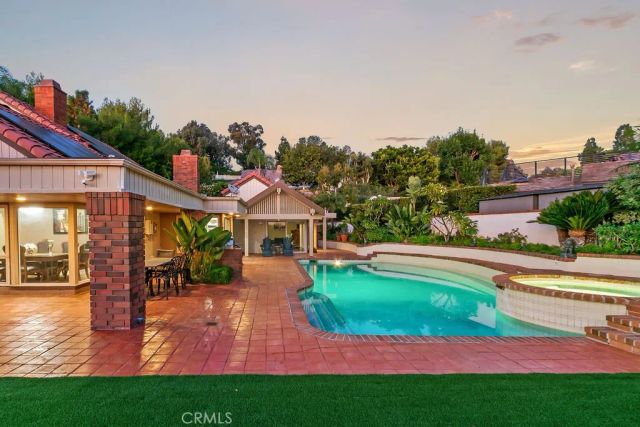 18811 Ridgeview, Villa Park, CA 92861